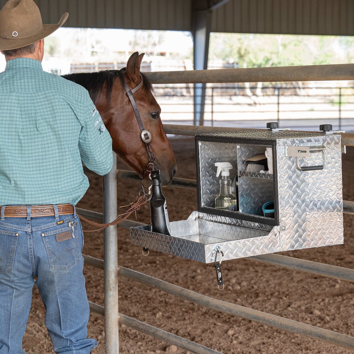 Grooming Station Wall Box