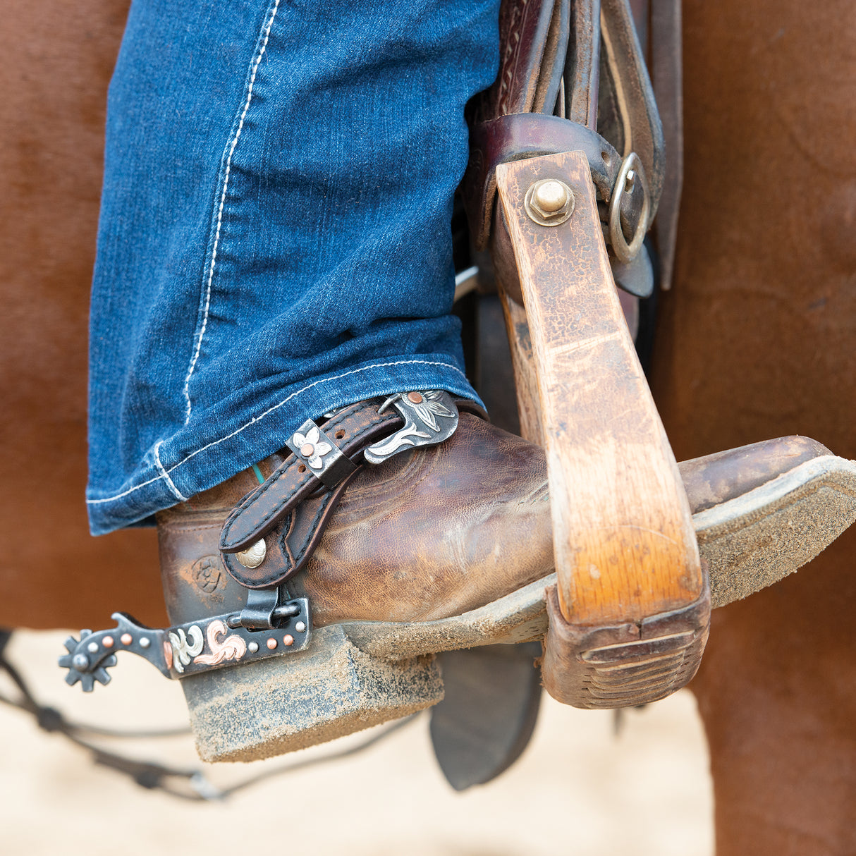 Ladies Spur with Filigree Design