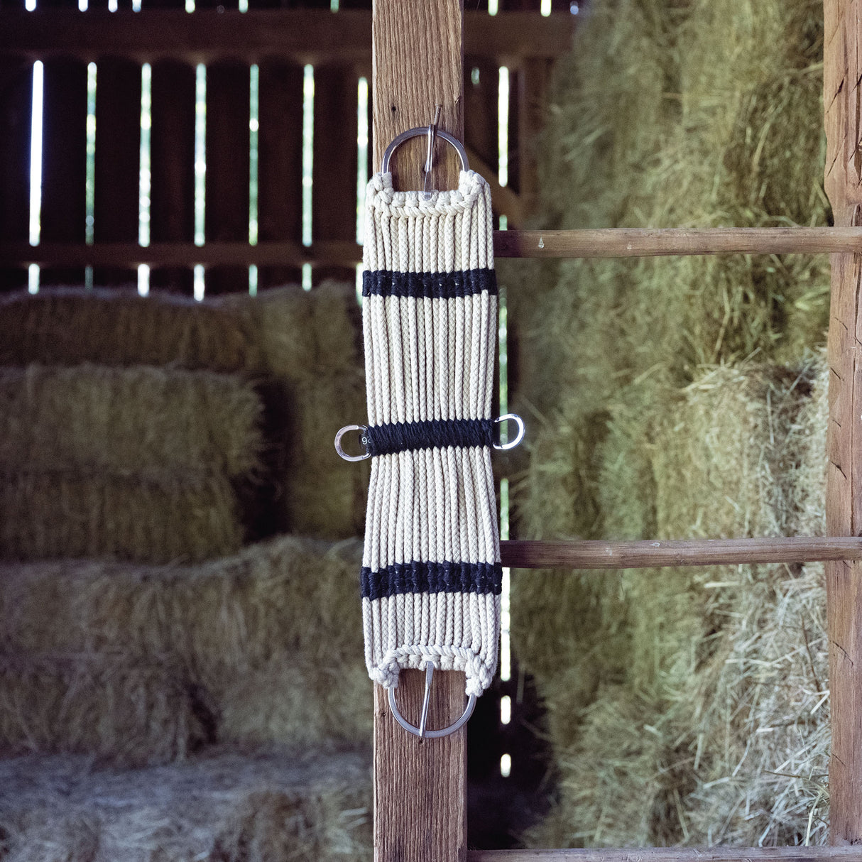 Rayon 17 Strand Cinch